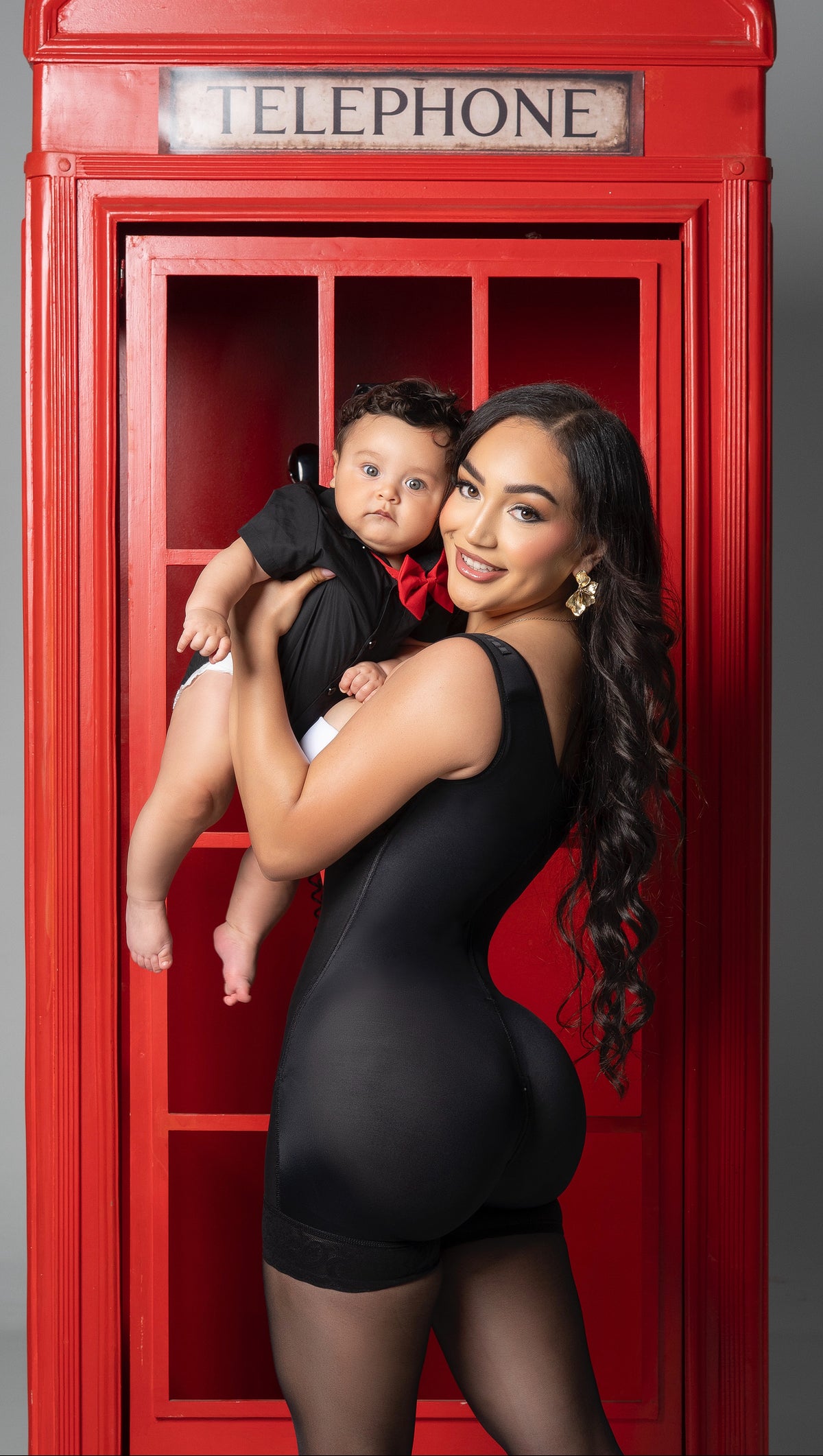 8402 Hourglass Contour Full Body